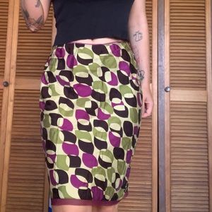 silk skirt, gives me 60’s vibes!